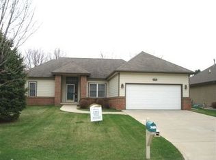 346 Bluestem Trl, Dakota Dunes, SD 57049