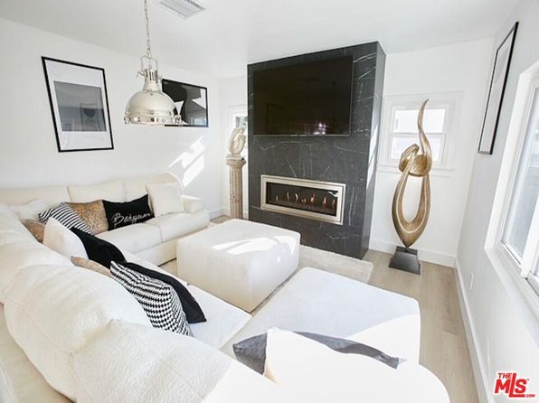 1040 N Crescent Heights Blvd