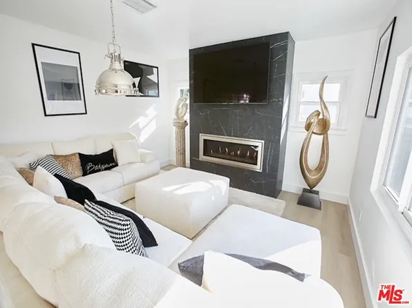 1040 N Crescent Heights Blvd, Los Angeles, CA 90046