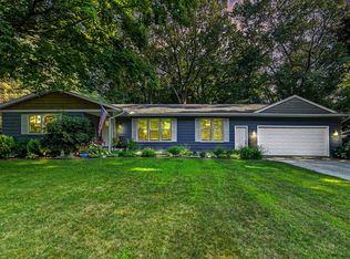 2000 Harbor Inn St, Holland, MI 49424