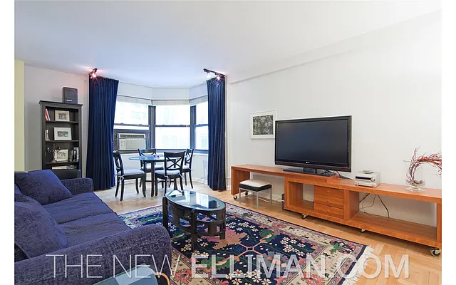 Rented by Douglas Elliman | media 5