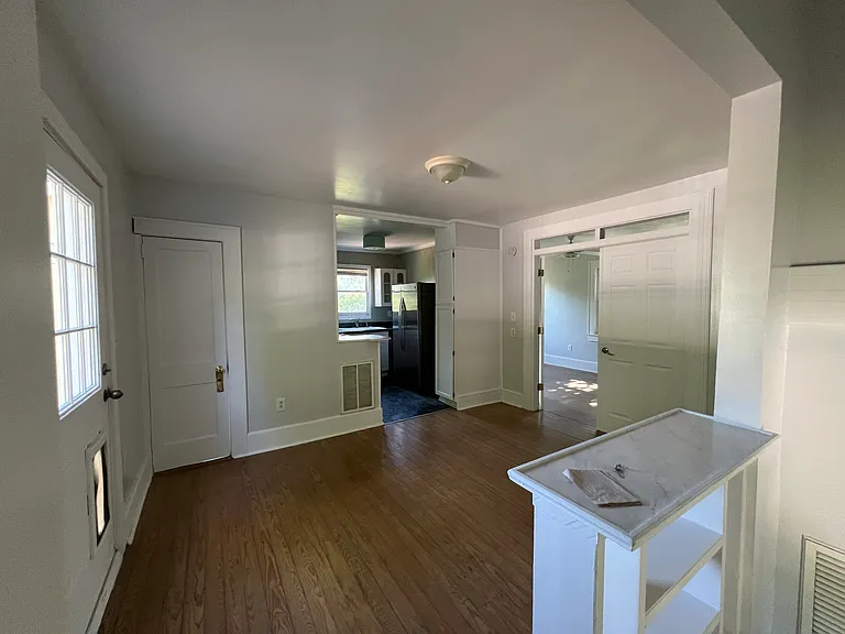 1025 Buist Ave #A — Photo 6