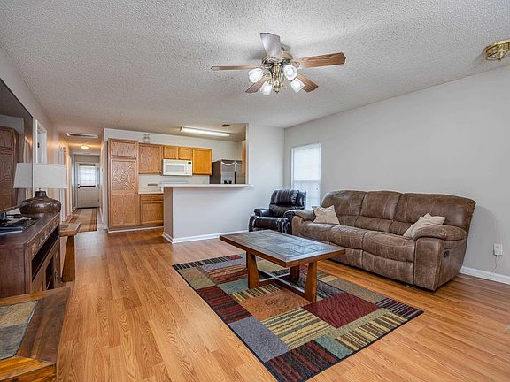 5th image of 145 Wigmore Ln