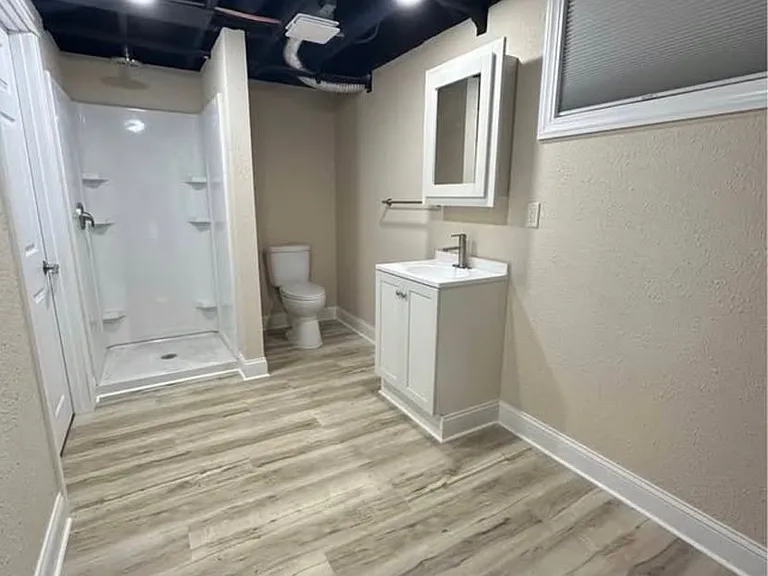 4004 Clay St — Photo 2