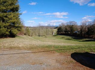 842 Rangewood Rd, Piney Flats, TN 37686