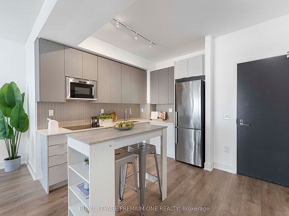 5th image of 2908 Highway 7 Rd #901