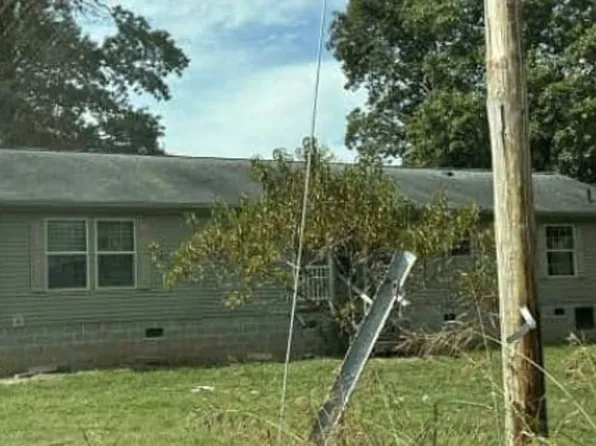 229 Eagle Ridge Rd, Leon, WV 25123