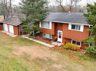 541 Bloom Rd, Eagle River, WI 54521