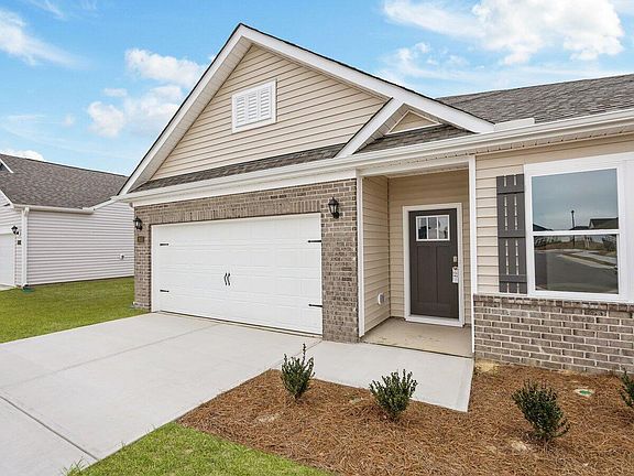 3rd image of 2635 Delilah Drive