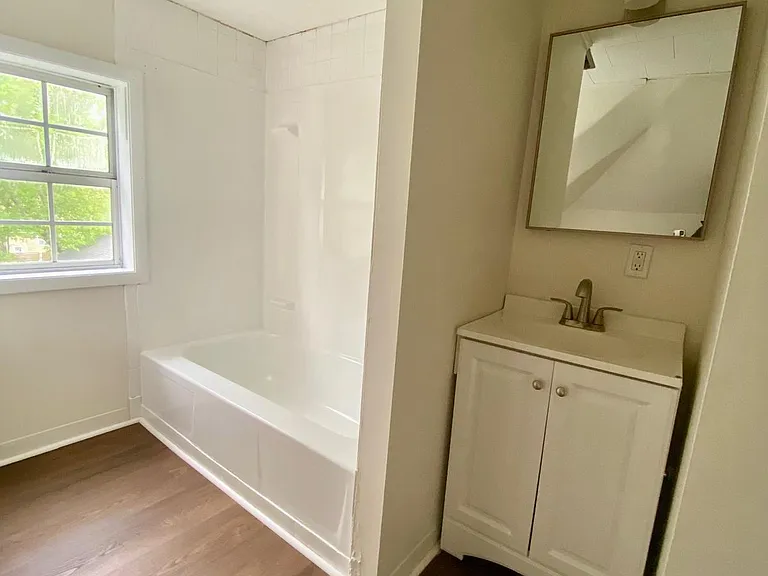 5338 S Salina St #3 — Photo 14