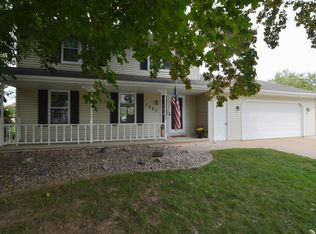 2681 Vonda Dr, Green Bay, WI 54311