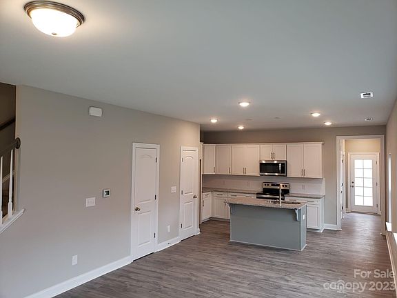 3rd image of 313 N Academy St