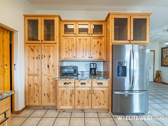 5th image of 4 Heather Rd