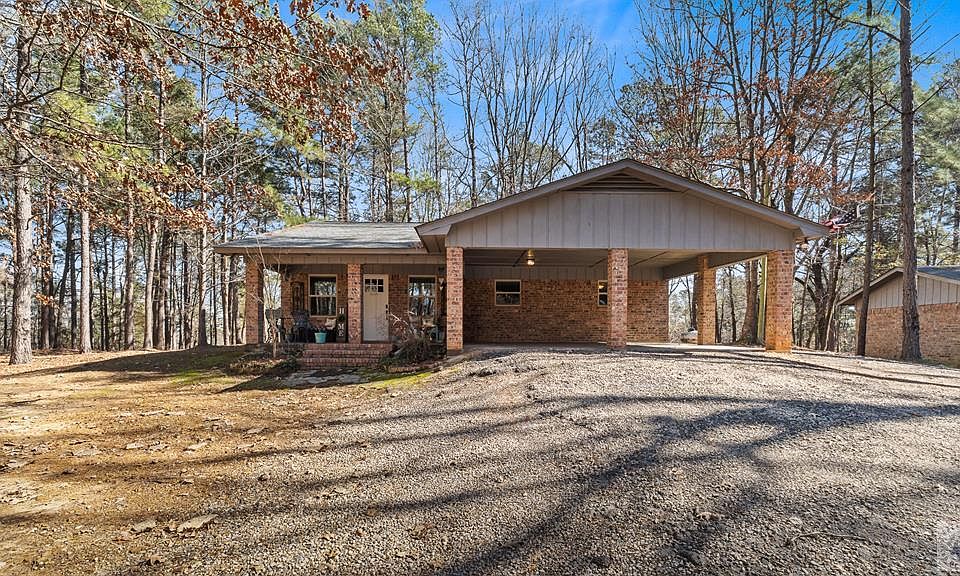 1st image of 1630 Vanderbilt Rd