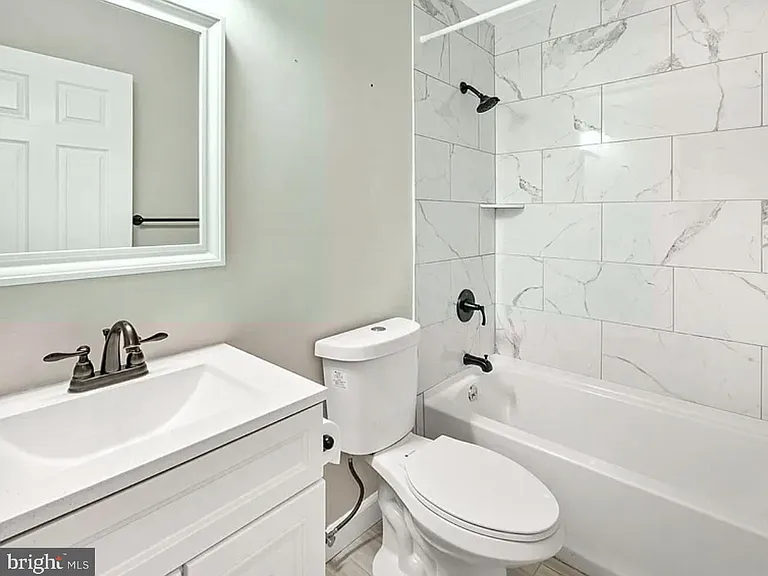 10788 Forest Edge Cir — Photo 11