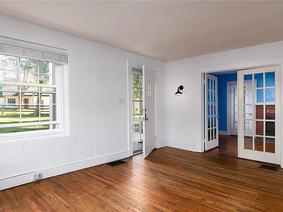 20th image of 268 Rural Retreat Rd