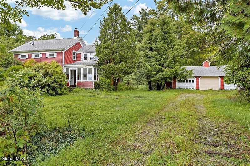 2nd image of 104 Dutch Church Road