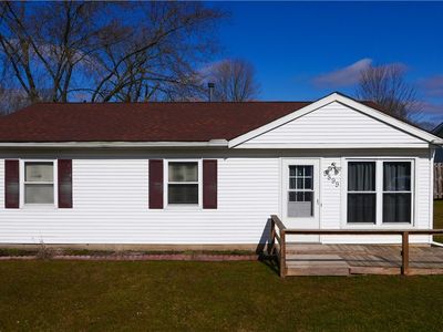 9899 Green Dr, Windham, OH, 44288