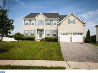 11 Buckingham Dr, Berlin, NJ 08009