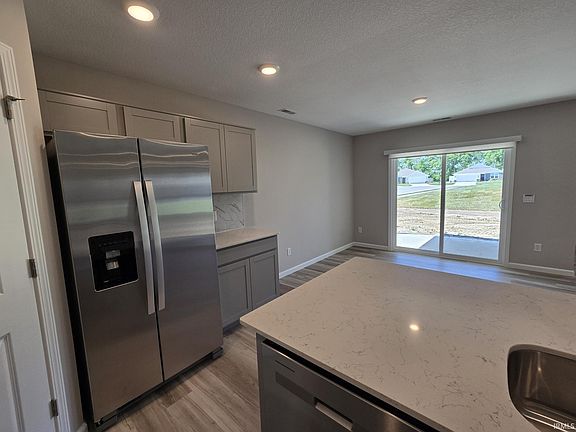 5th image of 4476 Katfur Ct