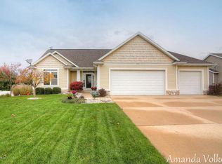 4563 Lytham Dr, Hudsonville, MI 49426