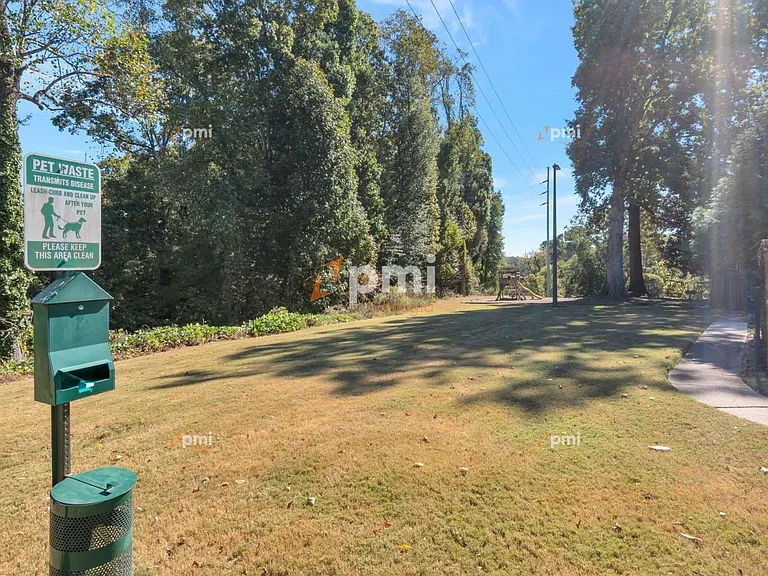 3083 Colonial Way #C — Photo 19