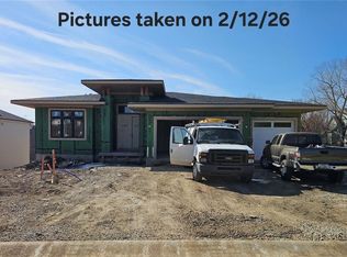 23955 W 113th Ter, Olathe, KS 66061