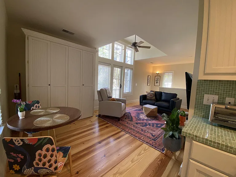 149 N Shelmore Blvd — Photo 7