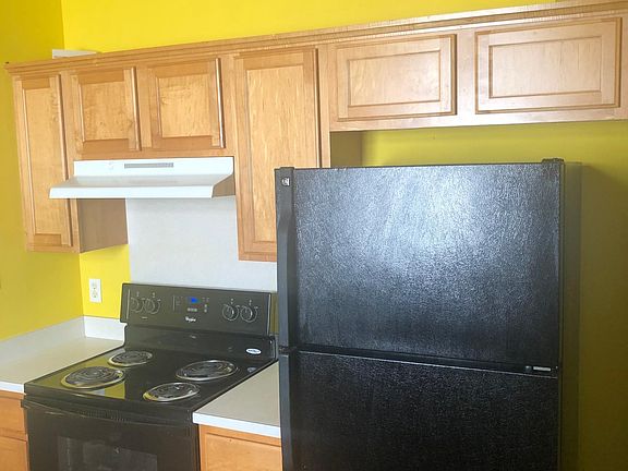 5th image of 5822 Waverly Lynn Ln