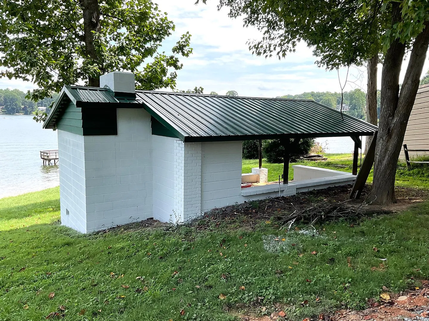 Lake Front Property For Rent — Photo 4