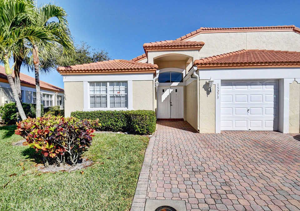 1st image of 15275 Summer Lake Dr
