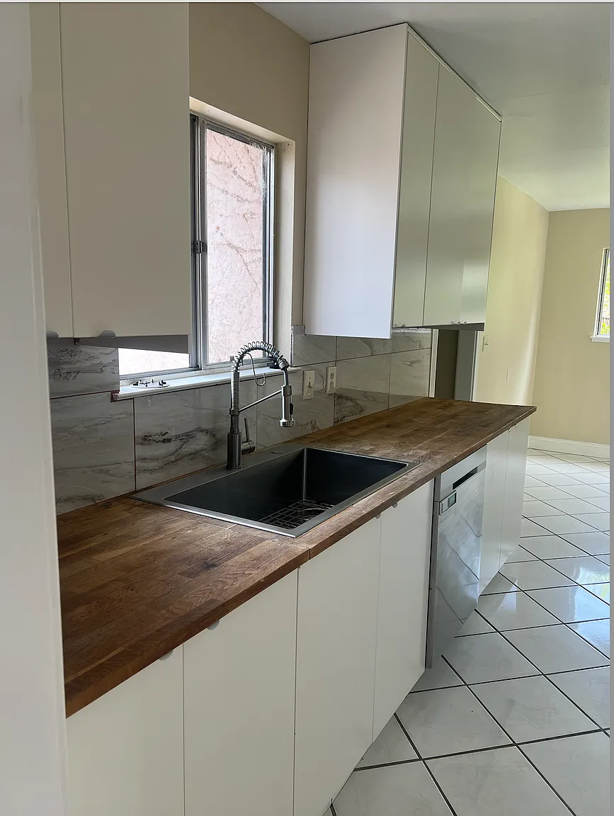 10252A Rancho Pl photo 1