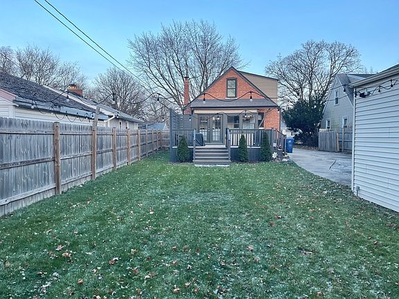 5th image of 30 N Summit Ave