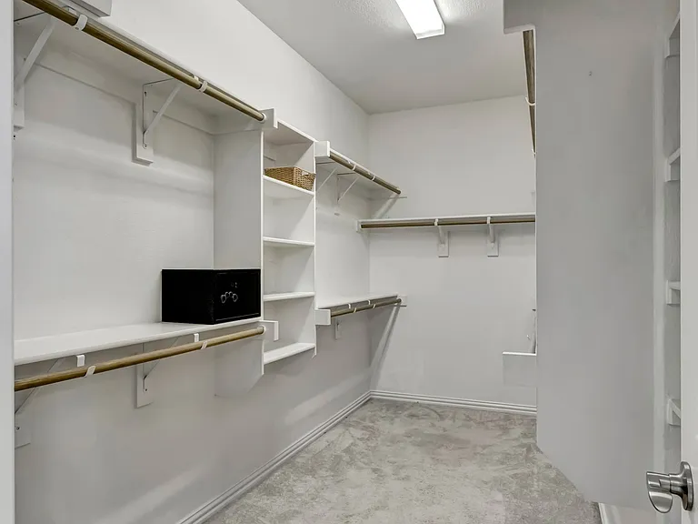 5920 Humber Ln — Photo 28