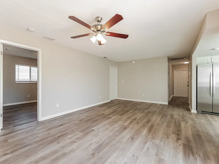 4336 Country Club Blvd — Photo 6