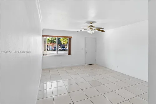 11195 SW 1st St Photo 1