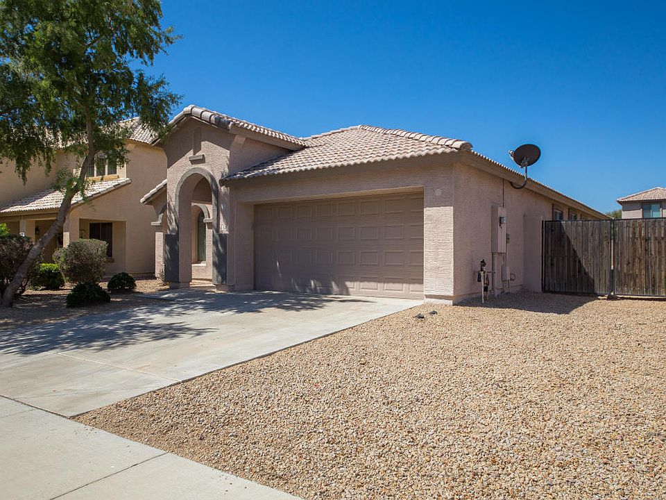 1st image of 528 S 153rd Ave