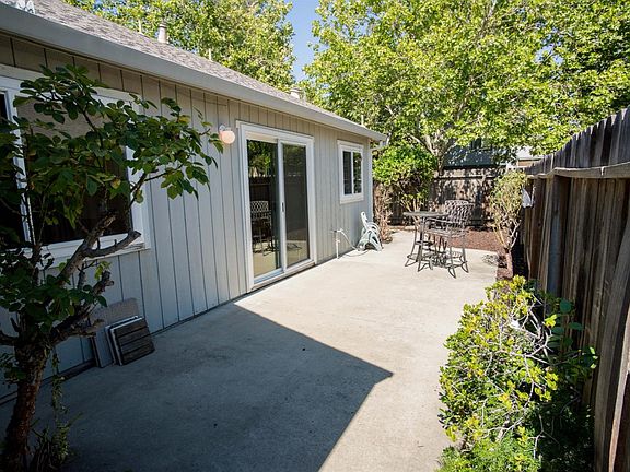 4th image of 6472 Laguna Mirage Ln