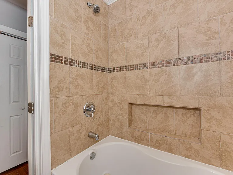 421 Keswick Ave — Photo 22