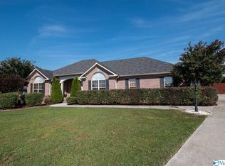 27815 Trotters Ln, Athens, AL 35613