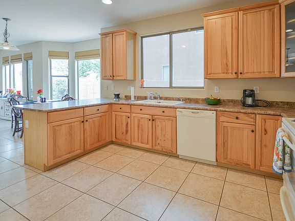 5th image of 4444 W Saint Anne Ave