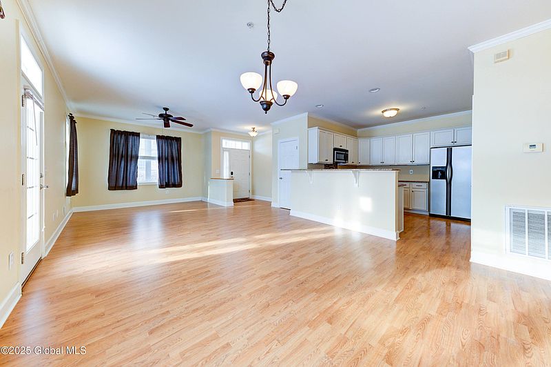 5th image of 12101 Admirals Walk Drive