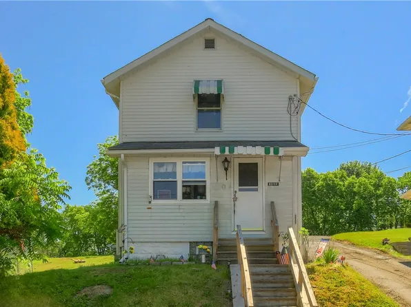 1133 Rosannah St, Ellwood City, PA 16117