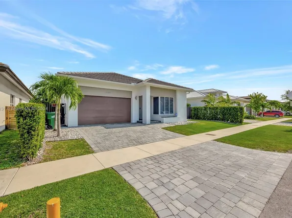 15101 SW 175th St, Miami, FL 33187