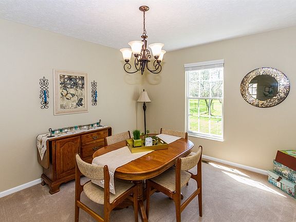 3rd image of 13140 Knollton Ct