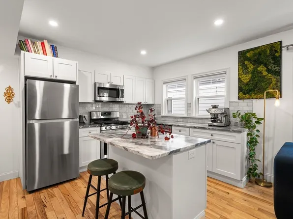 58 Boynton St Unit 1, Jamaica Plain, MA 02130