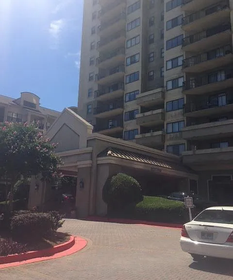 Exterior View of Building