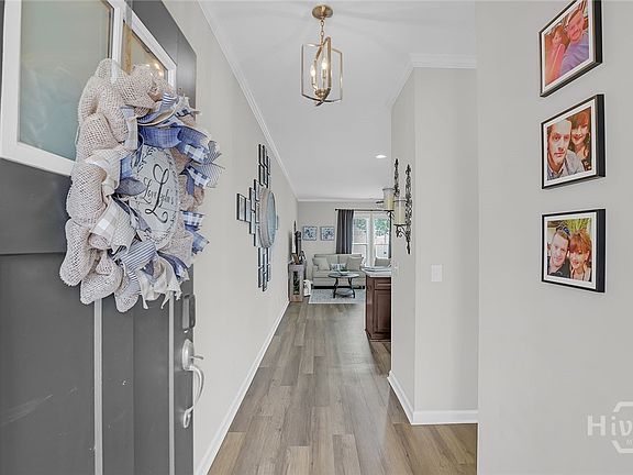 5th image of 211 Sonoma Drive