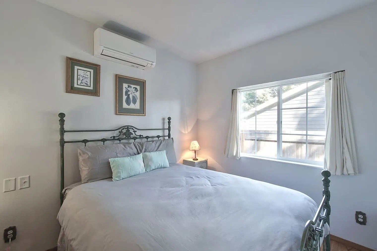 1 bed, 1.0 bath, 839 sqft, $3,431 — Photo 4