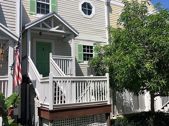 4th image of 3029 N Roosevelt Blvd APT 45